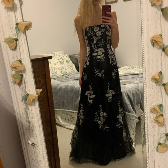 Cache Dresses & Skirts - Prom dress